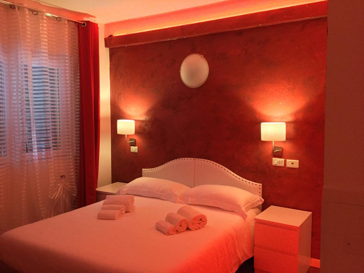 Hotel Malpensafiera Bernate Ticino Exteriör bild